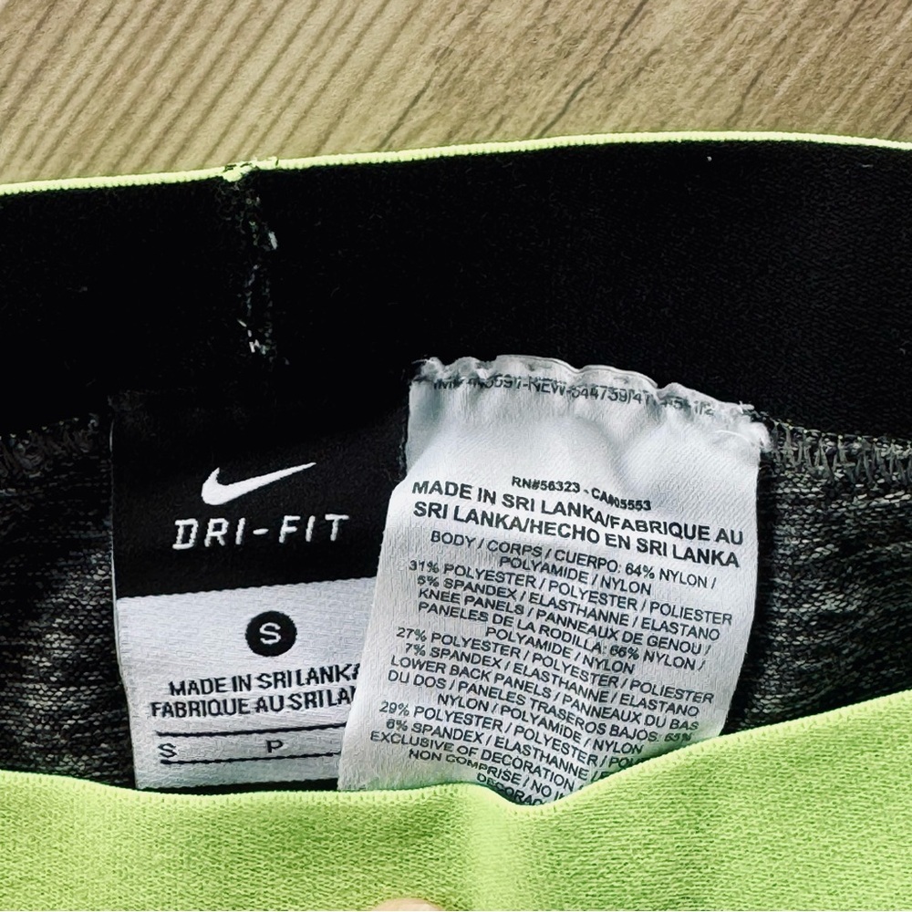 Nike Pro l Women’s Performance Tights l Size: S - Picture 6 of 12